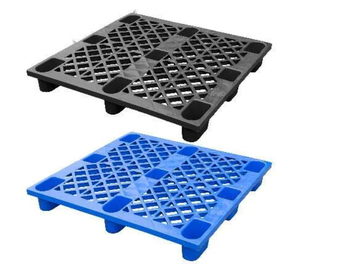 Pallet nhựa chân cốc là gì?