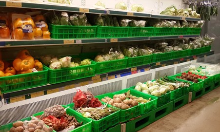 Rổ nhựa hàng thanh trùng – Giải pháp an toàn cho ngành thực phẩm & đồ uống